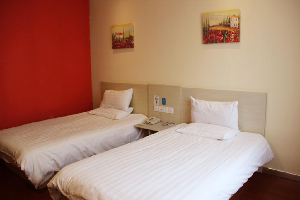 Hanting Hotel Guilin Xiangshan Park Branch Room photo